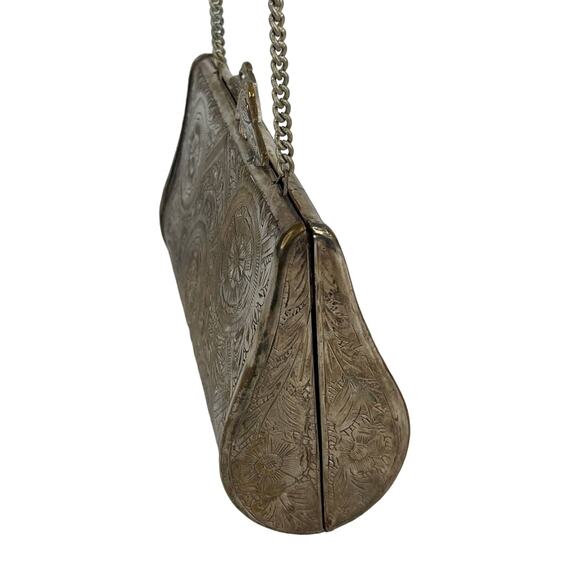 Vintage Peacock Flower Engraved Brass Pillow Purse Chain Strap 7" x 4.5" - Picture 6 of 16